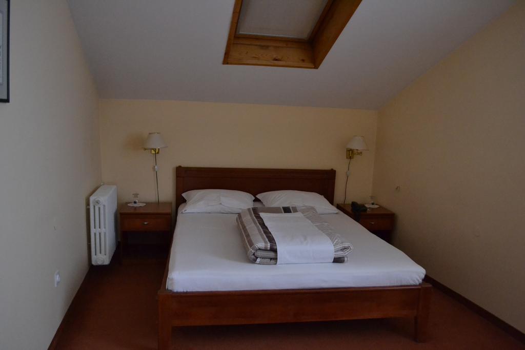 Ada Hotel SJJ Zimmer foto